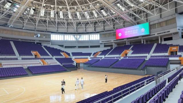 超残阵勇士终结两连败！库追巴等六人缺席 出场10人全有进球五人上双